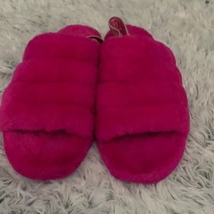 Pink Uggs💗